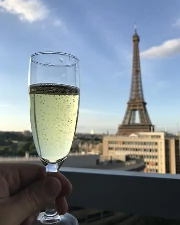 Appartamento Eiffel Tower Incredible View *